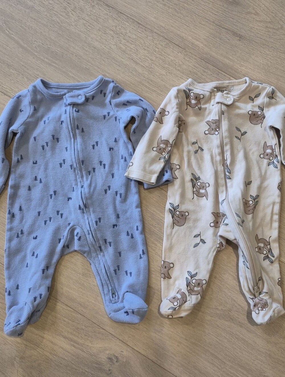 Set Of 2 Carters Baby Footie Pajamas Size 3 Months